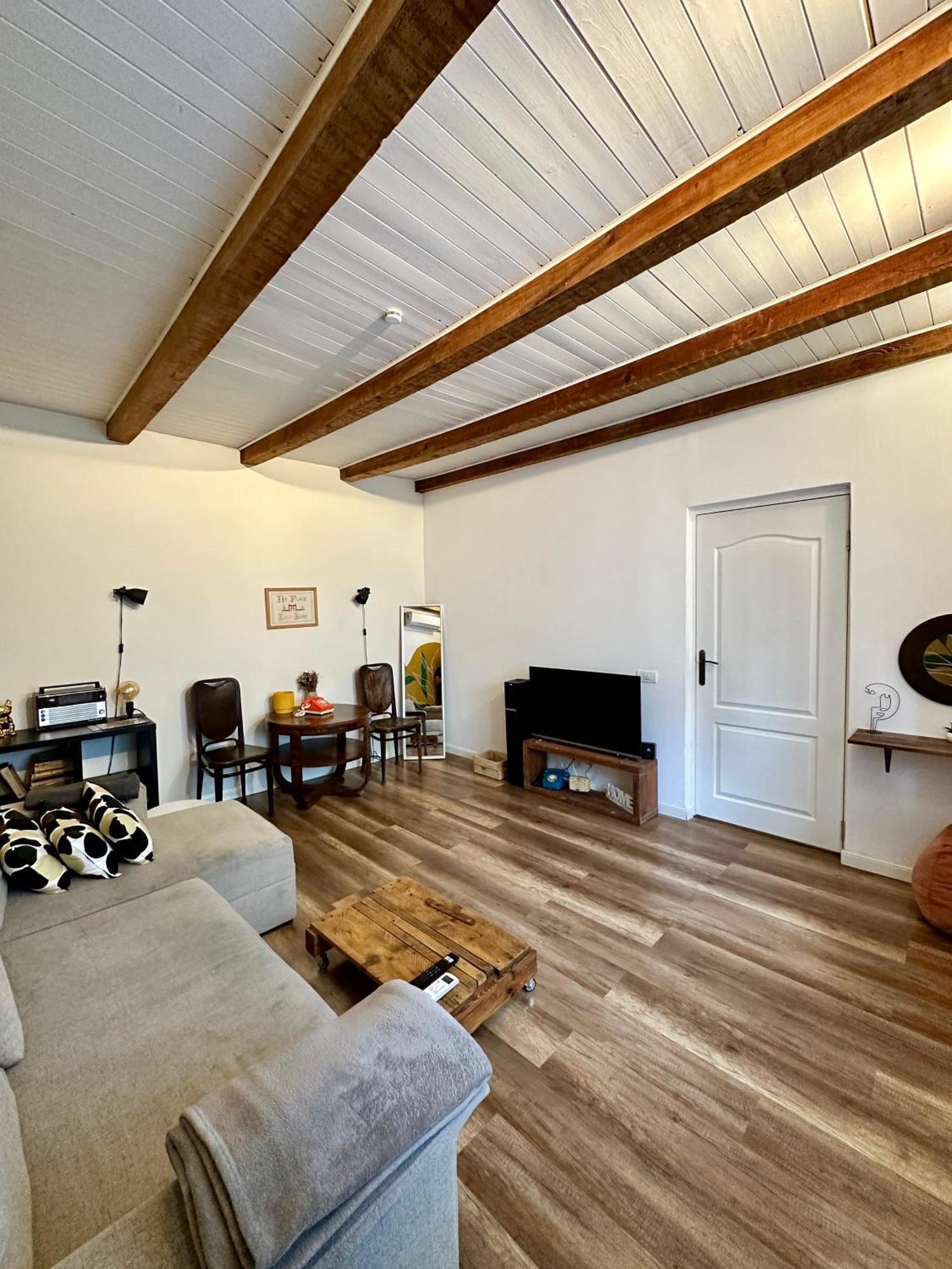 Interbelic House With Courtyard And Terrace Villa Bukarest Exteriör bild